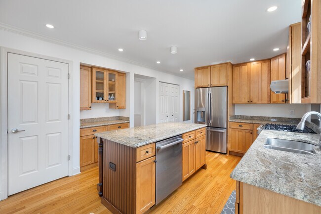 Building Photo - 1441 Calcutta Ln