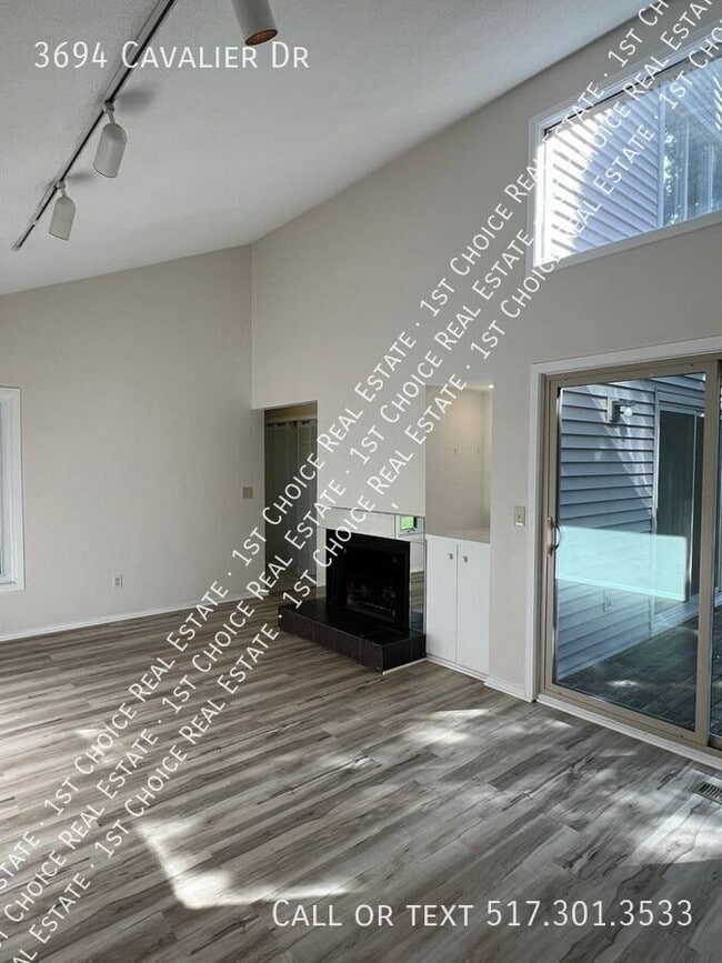 Building Photo - 3694 Cavalier Dr
