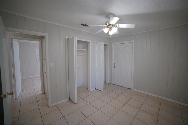 Building Photo - 3424 Orlando Dr
