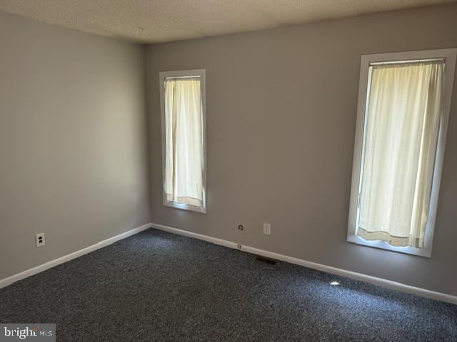 Building Photo - 213 Uxbridge Dr