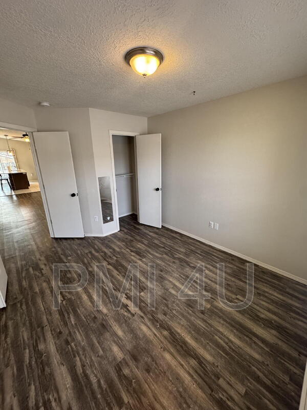 Building Photo - 10620 Rio Del Sole Ct NW