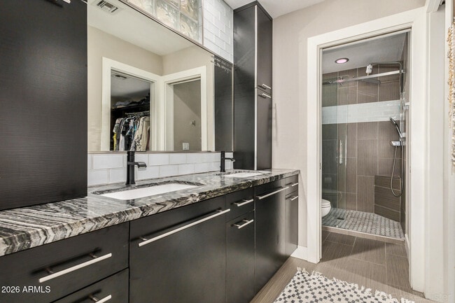 Building Photo - 4225 N 21st St