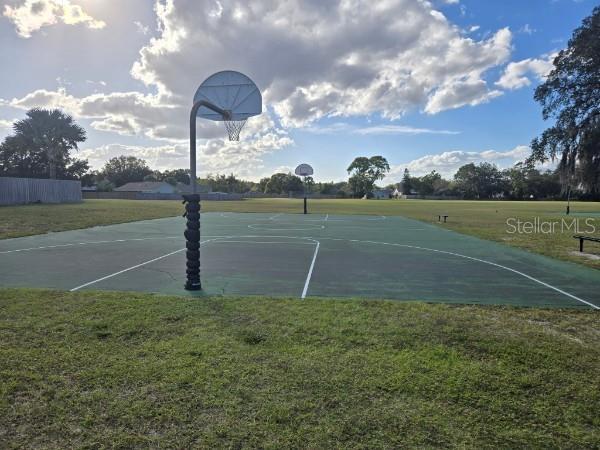 Building Photo - 1305 Andes Dr