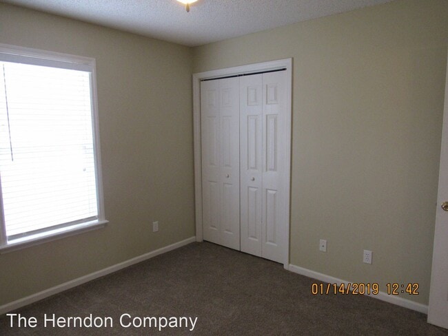 Building Photo - 3 br, 2 bath House - 3712 Kendall Court