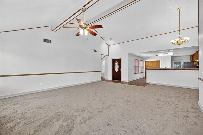 Building Photo - 3258 Meadway Dr