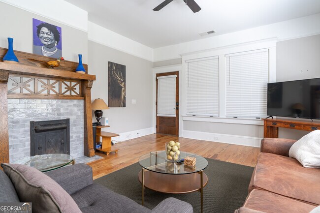 Building Photo - 828 Ponce De Leon Pl NE