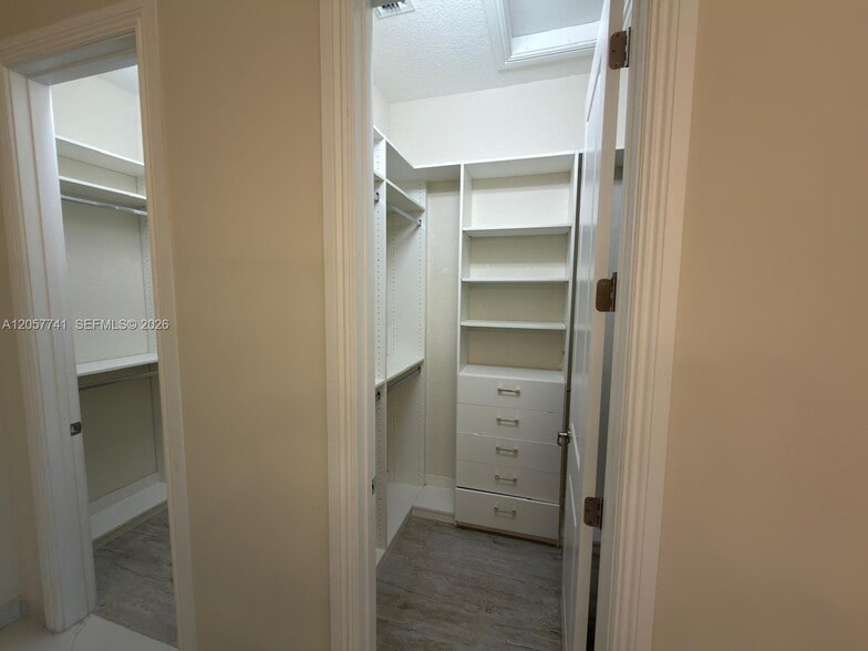 Building Photo - 455 SW 113th Ln