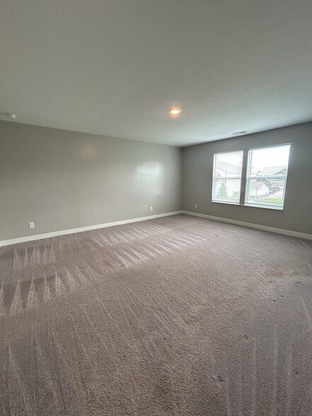 Building Photo - 1269 Bristol Pl