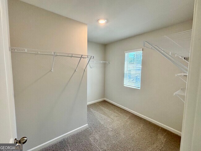 Building Photo - 2910 Daxton Ln