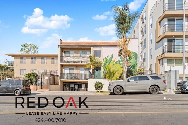 Building Photo - 4069 Oakwood Ave