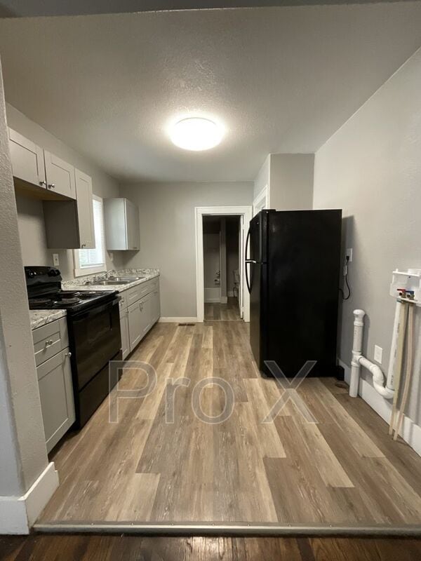 Building Photo - 211 E Adams St