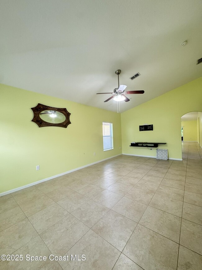 Building Photo - 3740 Aria Dr