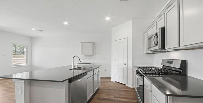 Building Photo - 12814 Sunny Pass