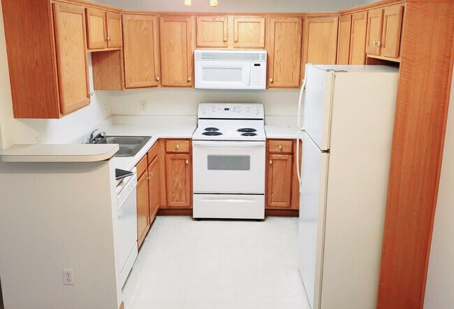 Building Photo - 1604 S Grandview Ave