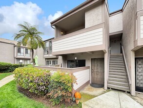 Building Photo - Beautiful 2BD/2BA Condo in Serra Mesa W/ W...
