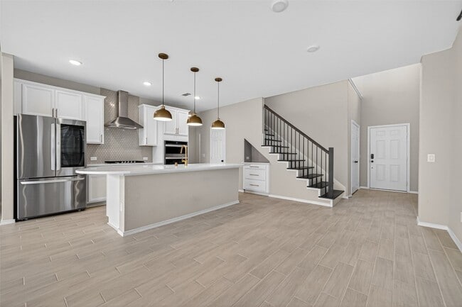 Building Photo - 4007 Delta Rose St