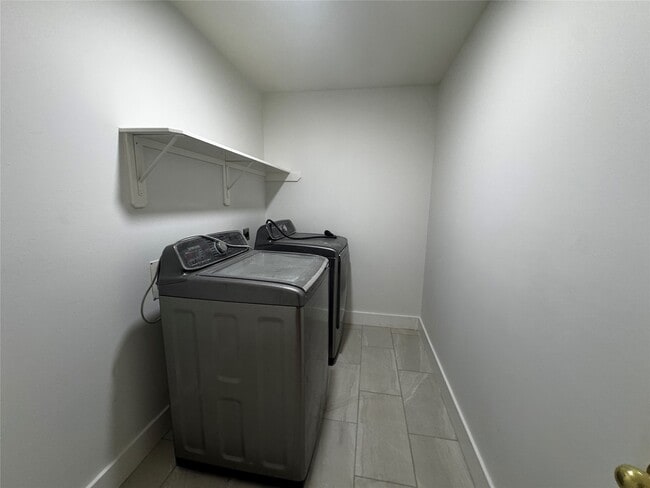 Building Photo - 19622 Sasquatch Dr