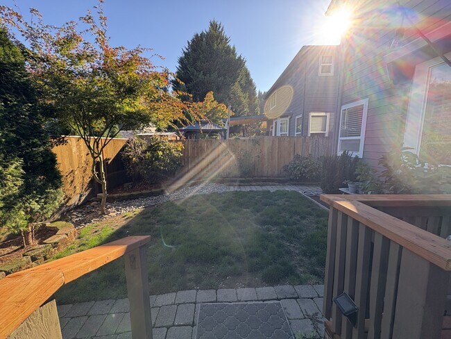 Building Photo - 12982 SW Kameron Way