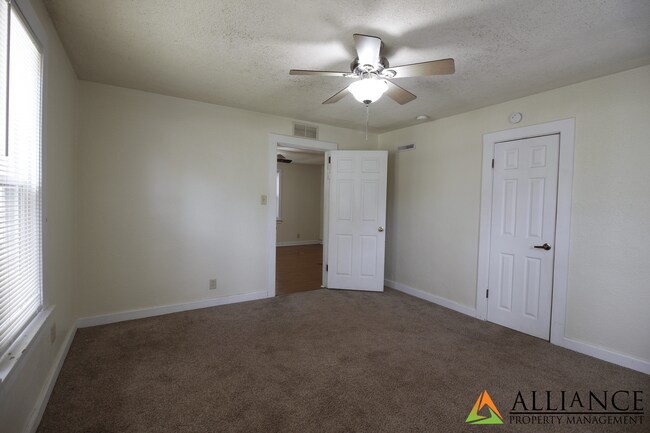 Building Photo - 321 Kearney St