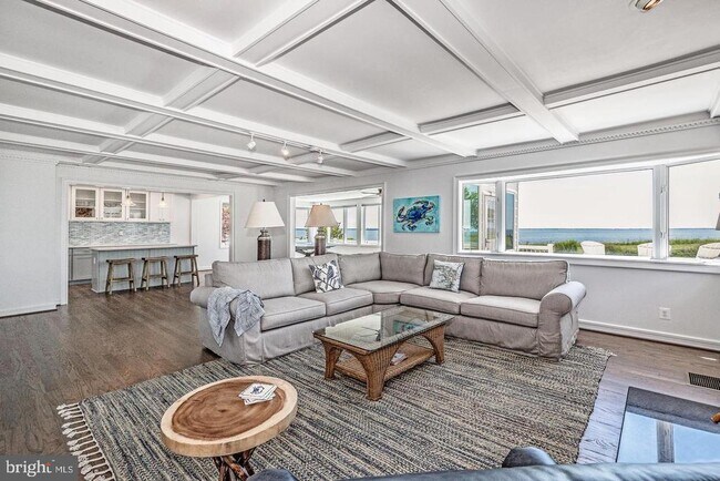 Building Photo - 117 Bay Dr