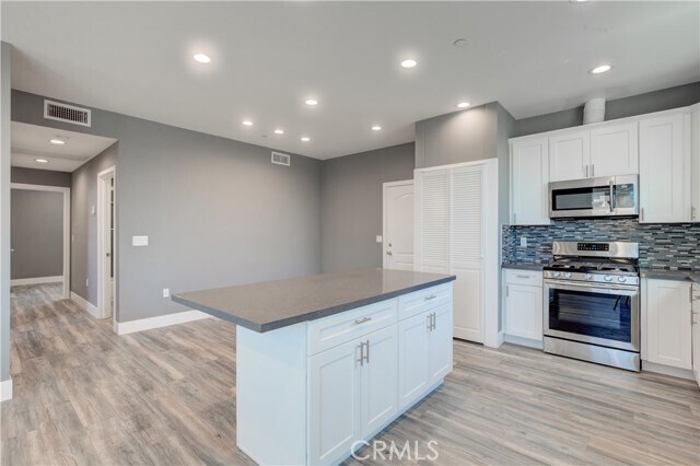 Building Photo - 3626 S Cimarron St