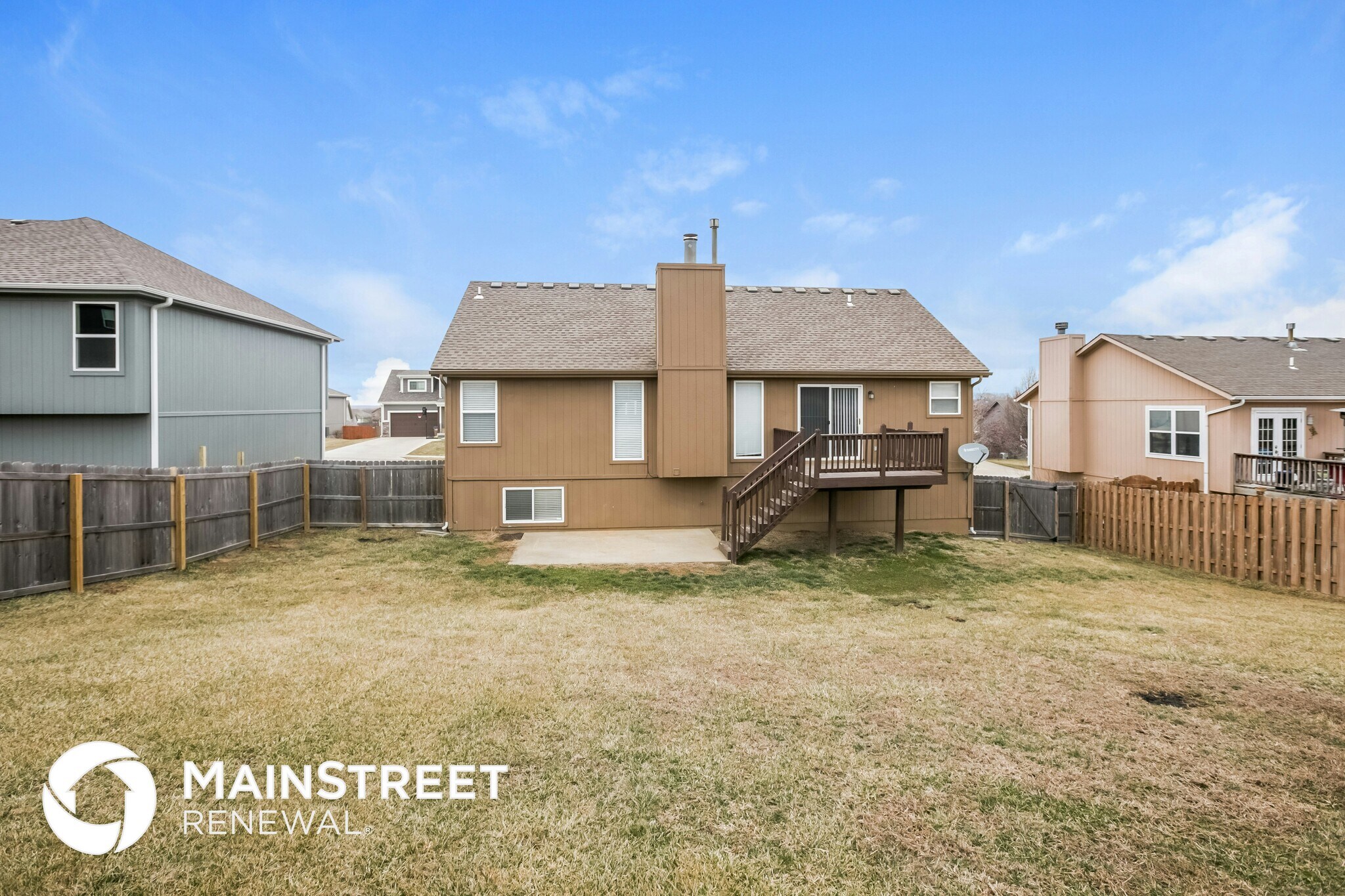 Building Photo - 423 Spring Branch Dr