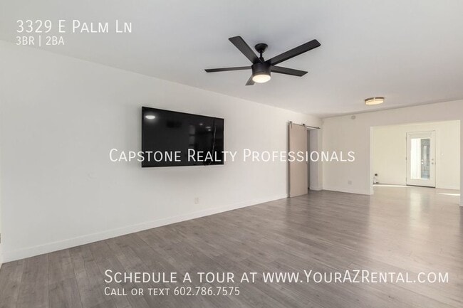 Building Photo - 3329 E Palm Ln