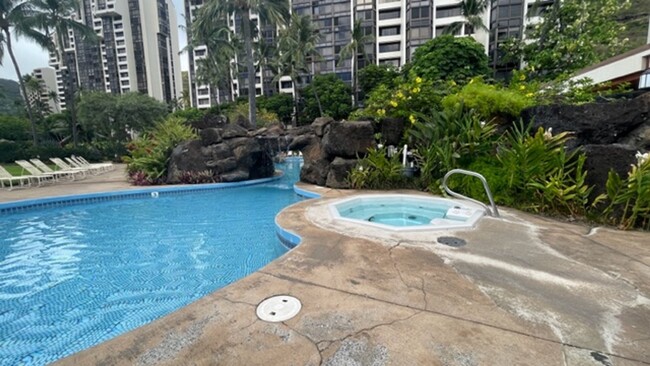 Building Photo - Mauna Luan Hawaii Kai 2 Bedroom 2 Bathroom...