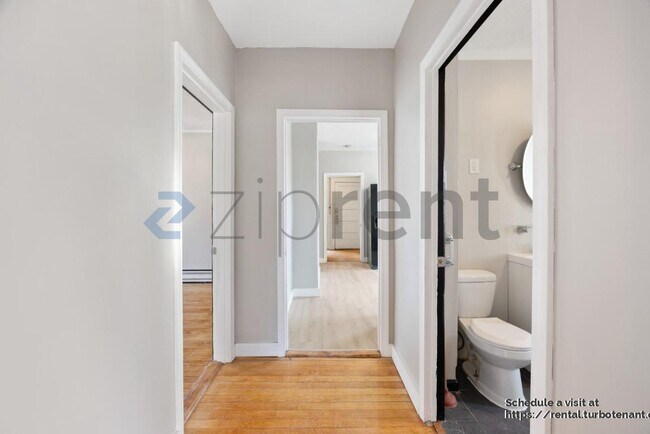 Building Photo - 82 Green Hill Pky