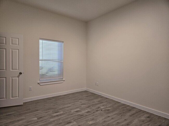 Building Photo - 1610 Coba Dr
