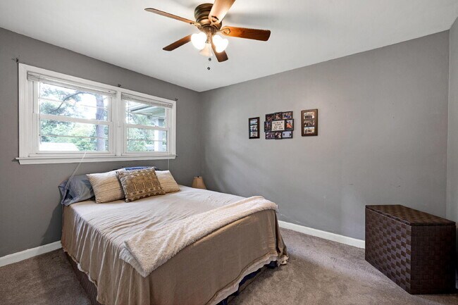 Building Photo - 4824 Stafford Dr