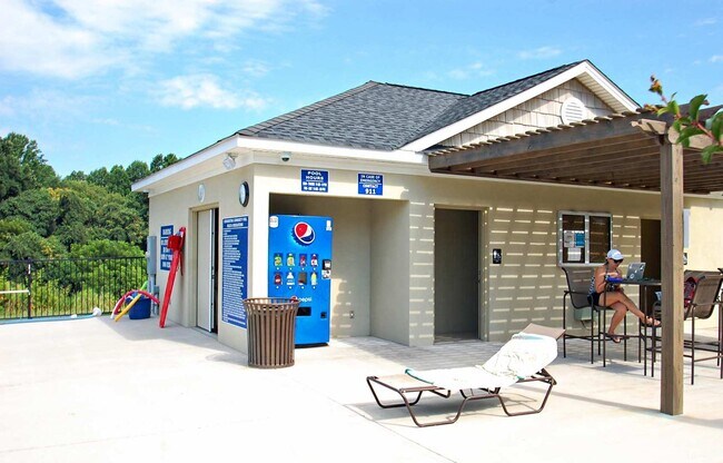 Building Photo - 100 Capstone Dr