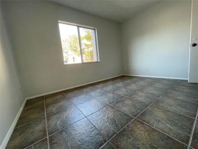 Building Photo - 5503 Pokeweed Ct
