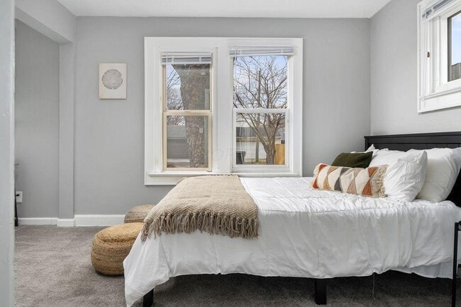 Building Photo - 975 Heyl Ave