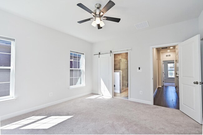 Building Photo - 4388 Fair Lakes Ct
