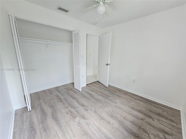 Building Photo - 6617 SW 10th St