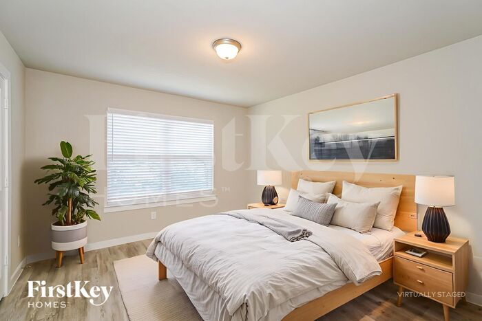 Building Photo - 319 Aveen Path