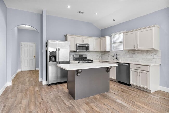 Building Photo - 5219 Rosehill Ridge Ct
