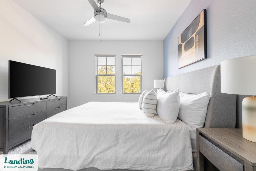 Building Photo - 1225 Utica Dr