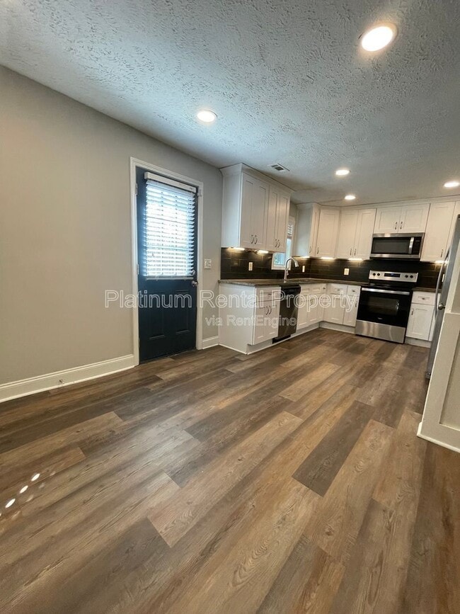 Building Photo - 189 W Jefferson St