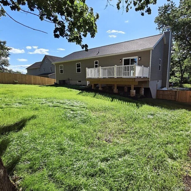 Building Photo - 620 Homestead Ave