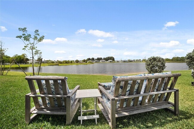 Building Photo - 9734 SW Meridian Wy