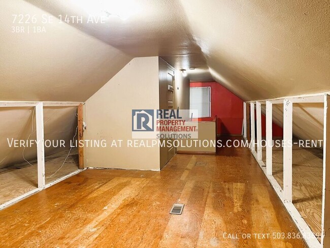 Building Photo - 7226 SE 14th Ave