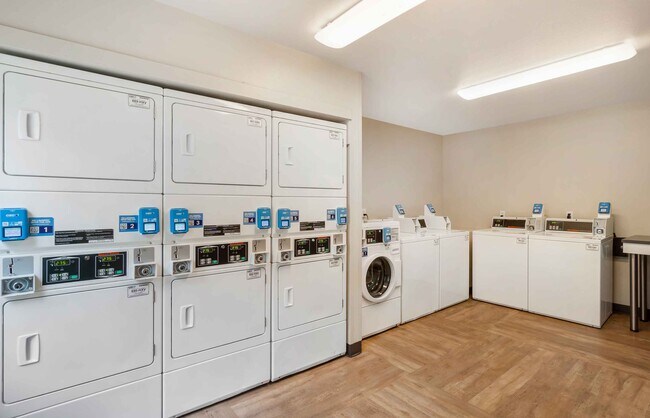 Building Photo - Furnished Studio-San Jose - Milpitas - McCarthy Ranch
