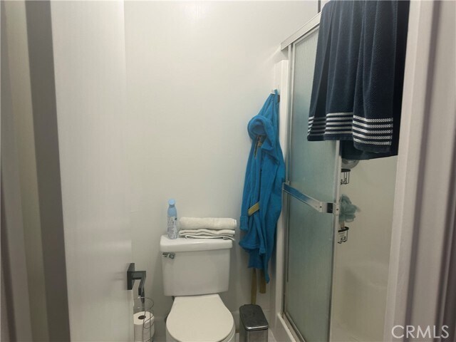 Building Photo - 9370 Somerset Dr