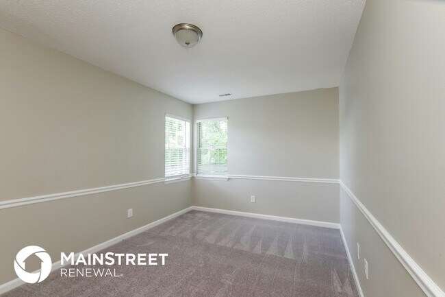 Building Photo - 10731 Spruce Mountain Rd