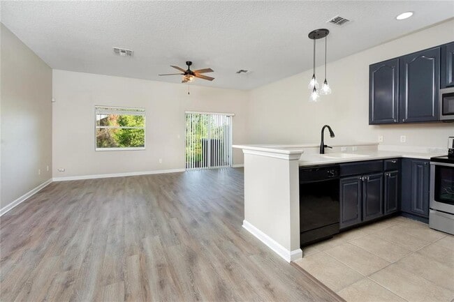 Building Photo - 11939 Great Commission Way