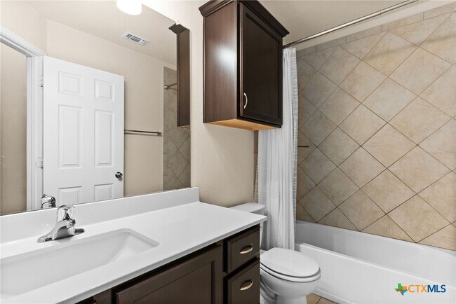 Building Photo - 9606 Glynhill Ct