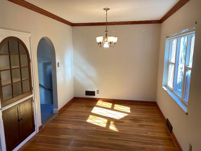 Building Photo - *COMING 9/15/2026* 3 Bedroom 2 Bathroom Single Family Home in the Avenues!!