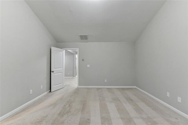 Building Photo - 7325 Heritage Oak Ct